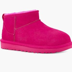Ugg Ultra Mini Size 10 - Hot Pink